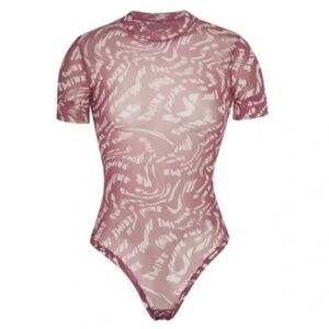 SKIMS Logo Mesh Bodysuit - Raspberry Swirl S
